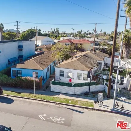 Buy this 4 bed house on Venice & Abbot Kinney in South Venice Boulevard, Los Angeles