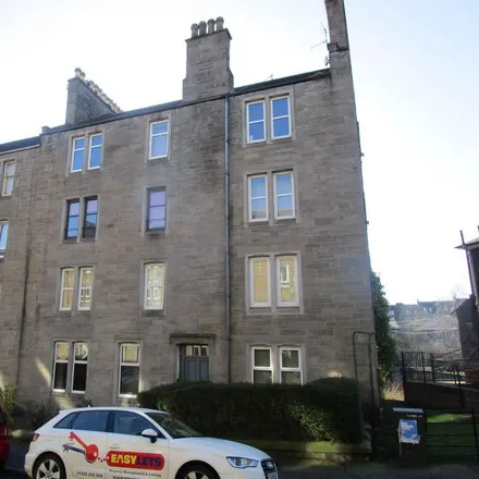 Rent this 2 bed apartment on Balgay Road in Dundee, DD2 2BB