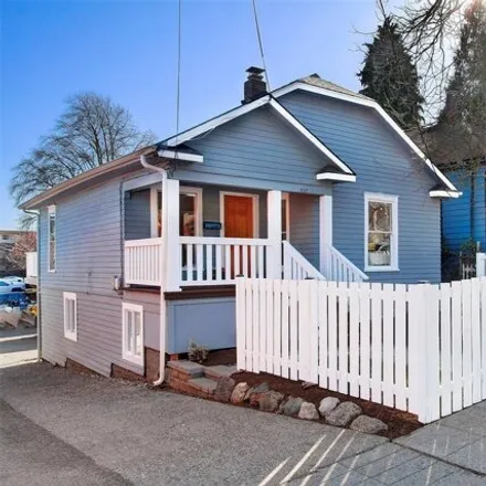 Buy this 3 bed house on 927 North 75th Street in Seattle, WA 98103