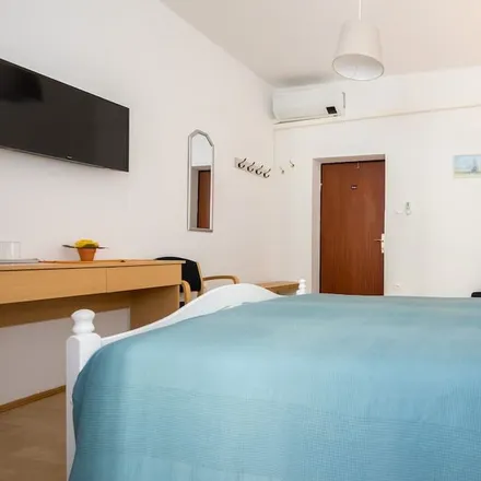 Image 4 - Vantačići, Primorje-Gorski Kotar County, Croatia - Apartment for rent