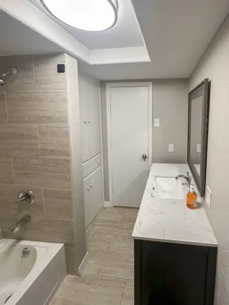 Image 9 - Dallas, TX, US - Room for rent