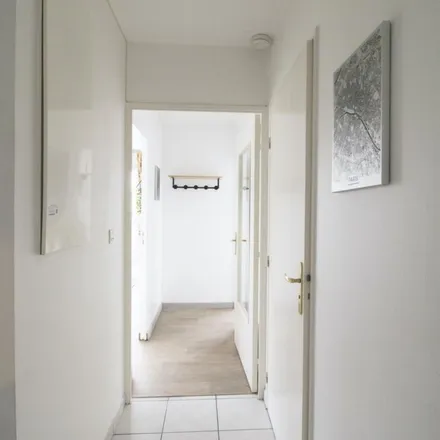 Rent this 6 bed apartment on 203 Avenue Félix Faure in 69003 Lyon, France