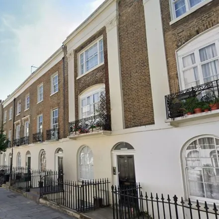 Rent this 4 bed apartment on 26 Frederick Street in London, WC1X 0NB