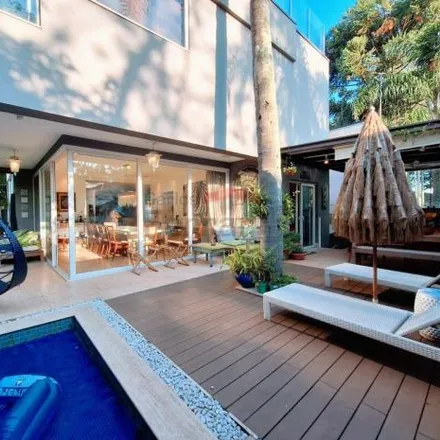 Buy this 4 bed house on Avenida Nova Cantareira 2726 in Jardim França, São Paulo - SP