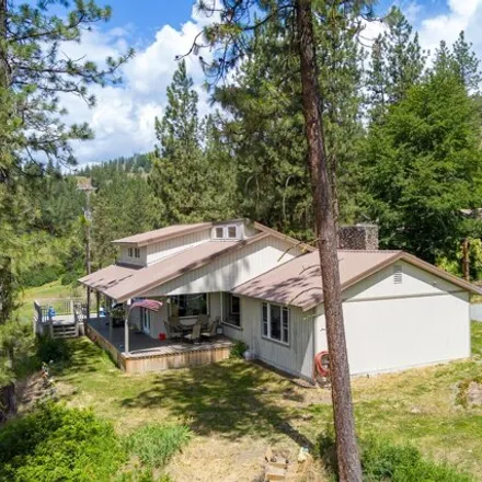 Buy this 3 bed house on 128-B Buena Vista Dr in Colville, Washington