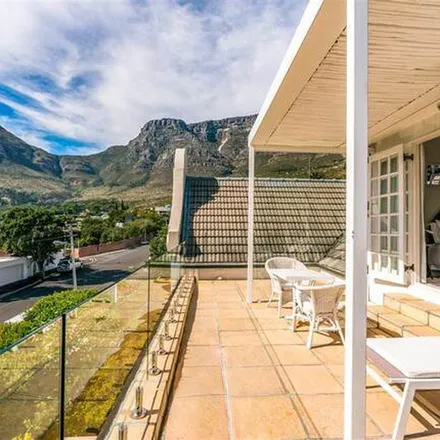 Image 6 - Abbey Manor, Montrose Avenue, Cape Town Ward 77, Cape Town, 8001, South Africa - Apartment for rent
