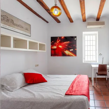 Image 2 - Carrer de les Danses, 5, 46001 Valencia, Spain - Room for rent