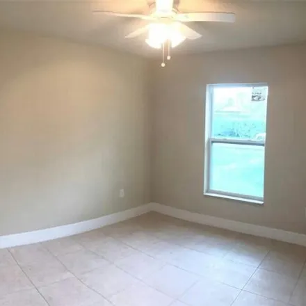 Image 8 - 752 Southwest 40th Terrace, Cape Coral, FL 33914, USA - House for rent