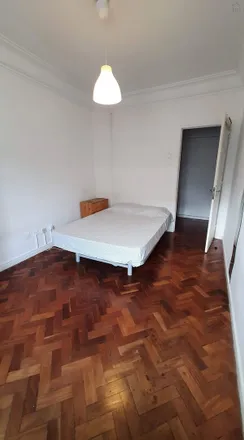 Image 2 - Rua José Estêvão - Room for rent