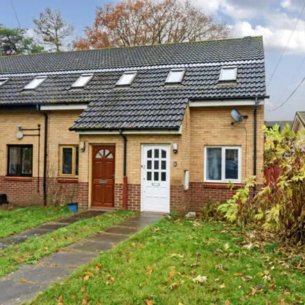 Buy this 2 bed house on Woodfarm Health Centre in Peppercorn Avenue, Oxford