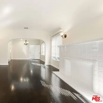 Image 5 - 118 South Oakhurst Drive, Beverly Hills, CA 90212, USA - Apartment for rent