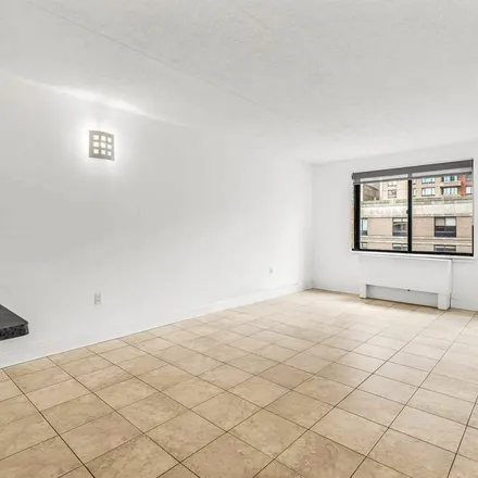 Rent this 1 bed apartment on 300 Rector Place in New York, NY 10280