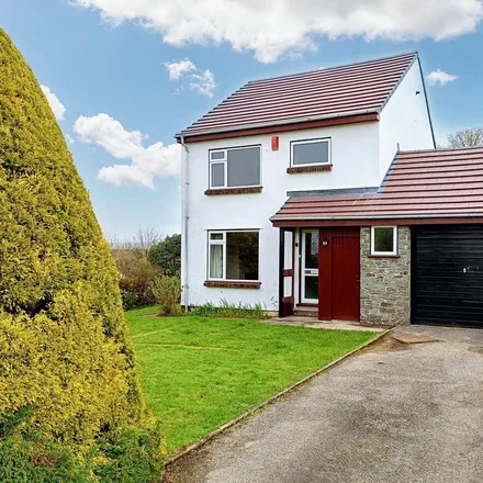 Rent this 3 bed house on St Davids Road in Tavistock, PL19 9SB