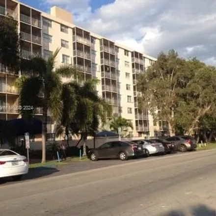 Image 7 - 1251 Northeast 108th Street, Courtly Manor, Miami-Dade County, FL 33161, USA - Condo for rent
