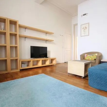 Rent this 1 bed apartment on Rue Botanique - Kruidtuinstraat 85 in 1210 Saint-Josse-ten-Noode - Sint-Joost-ten-Node, Belgium