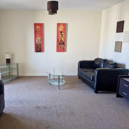 Rent this 2 bed apartment on Kenninghall Road in Sheffield, S2 3WG