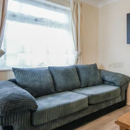 Image 5 - Leasow Drive, Metchley, B15 2SW, United Kingdom - Apartment for rent