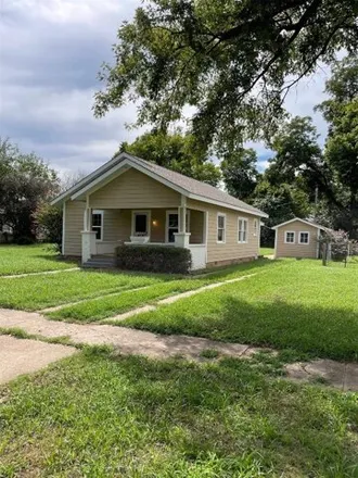Buy this 2 bed house on 301 North Street in Pauls Valley, OK 73075