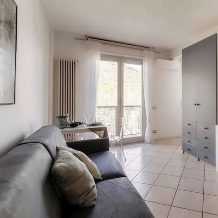 Rent this studio apartment on Viale Varese 451