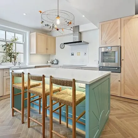 Rent this 4 bed apartment on 19 Farm Place in London, W8 7SY