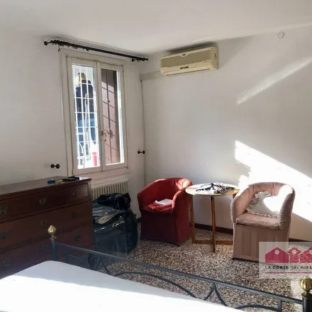 Rent this 3 bed apartment on Piazza Giacomo Matteotti 20 in 36100 Vicenza VI, Italy