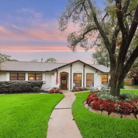 Buy this 4 bed house on 2631 Rosefield Dr in Houston, Texas