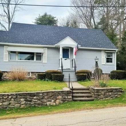 Buy this 4 bed house on 14 Beech Street in Southbridge, MA 01550