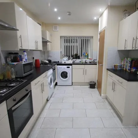 Image 5 - 66 Colum Road, Cardiff, CF10 3EE, United Kingdom - Townhouse for rent