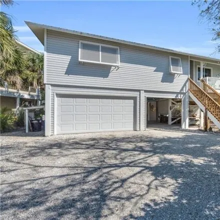 Image 1 - 21393 Indian Bayou Drive, Fort Myers Beach, Lee County, FL 33931, USA - House for sale