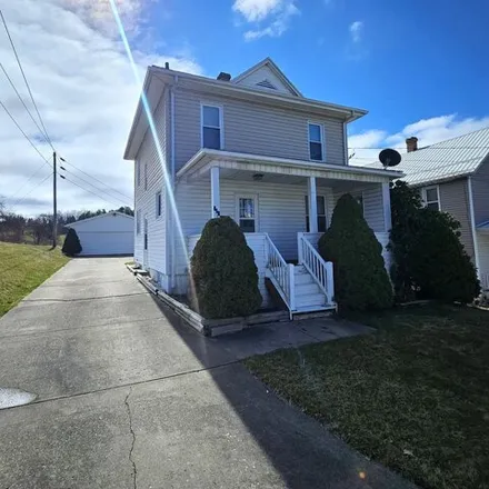 Buy this 3 bed house on 594 East Kaul Avenue in Saint Marys, PA 15857