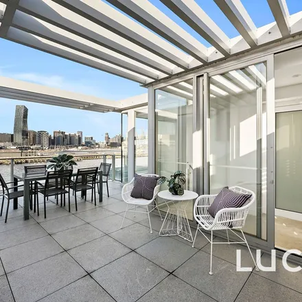 Rent this 4 bed apartment on 232 River Esplanade in Docklands VIC 3008, Australia