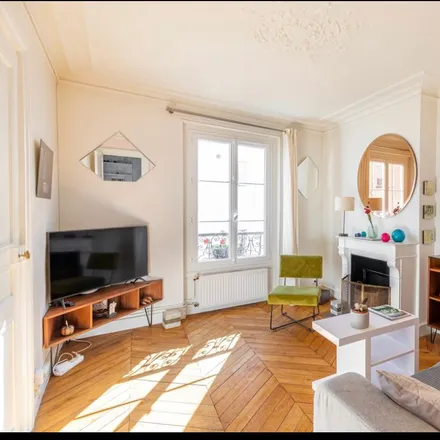 Rent this 2 bed apartment on 9 Rue d'Armaillé in 75017 Paris, France