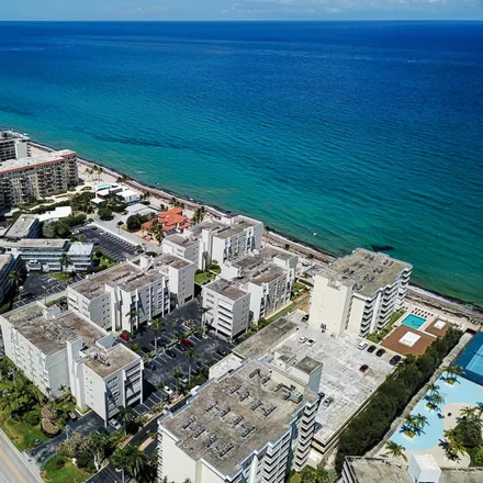 Buy this 3 bed condo on 3482 South Ocean Boulevard in South Palm Beach, Palm Beach County