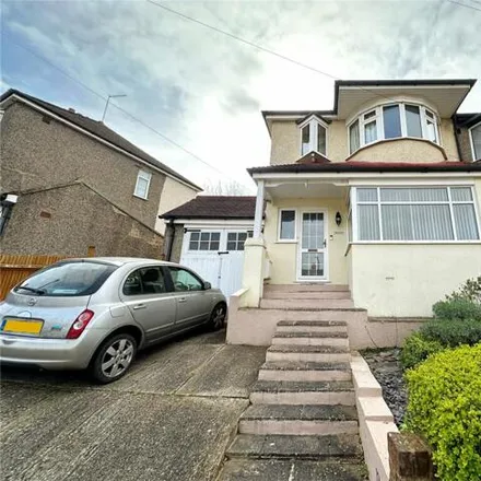 Buy this 3 bed house on Grosvenor Avenue in Medway, ME4 6UH