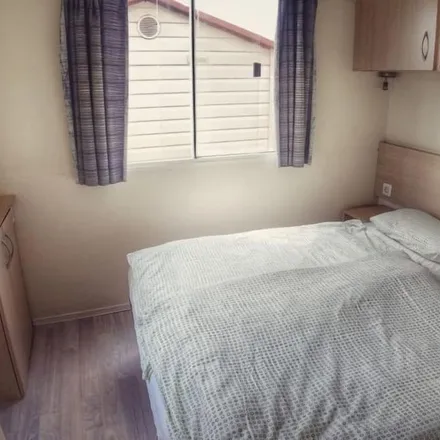 Rent this 2 bed house on Prague in Hlavní město Praha, Czech Republic