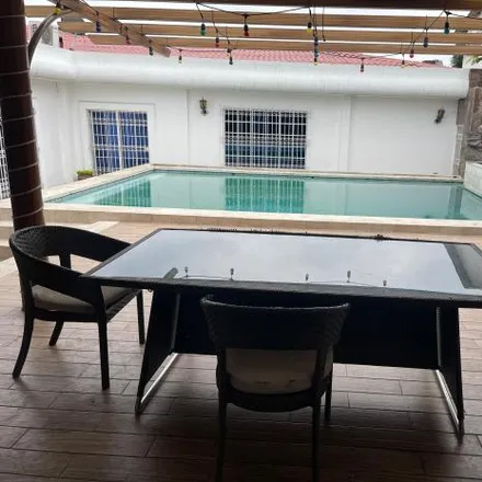 Buy this 5 bed house on 2° Peatonal 7 SE in 090108, Guayaquil