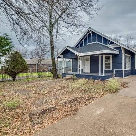 Buy this 2 bed house on 2414 Idaho Avenue in Dallas, TX 75216