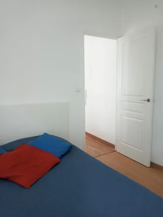 Rent this 1 bed apartment on mini mercado in Rua de Ponta Delgada 41, 1000-243 Lisbon