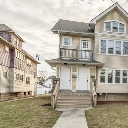 Buy this studio house on 2664 in 2666 North 47th Street, Milwaukee