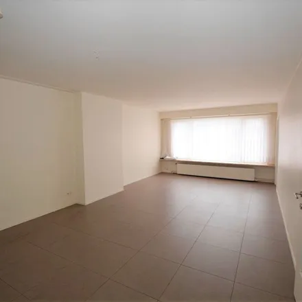 Rent this 2 bed apartment on Sportlokalen in Parkweg, 2140 Borgerhout