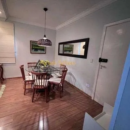 Buy this 3 bed house on unnamed road in Coliseu, Londrina - PR