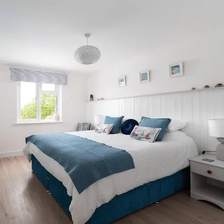 Rent this 1 bed apartment on Marazion in TR17 0EF, United Kingdom
