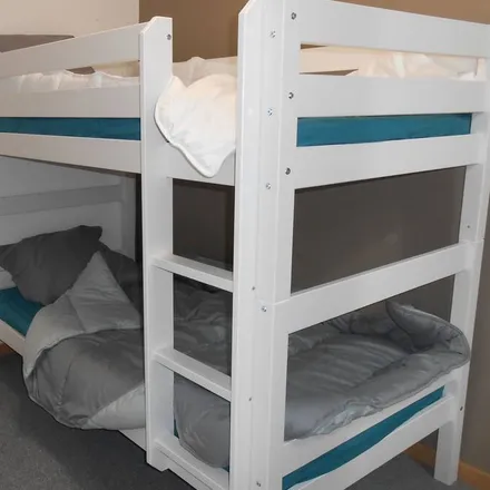 Rent this 3 bed apartment on 64440 Laruns