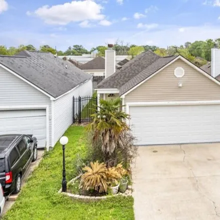 Buy this 3 bed house on 1059 Hammond Manor Drive in The Woodlands, East Baton Rouge Parish