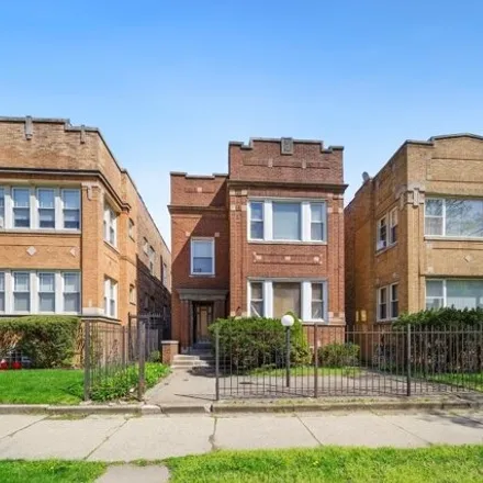 Buy this 5 bed house on 7939 South Champlain Avenue in Chicago, IL 60619