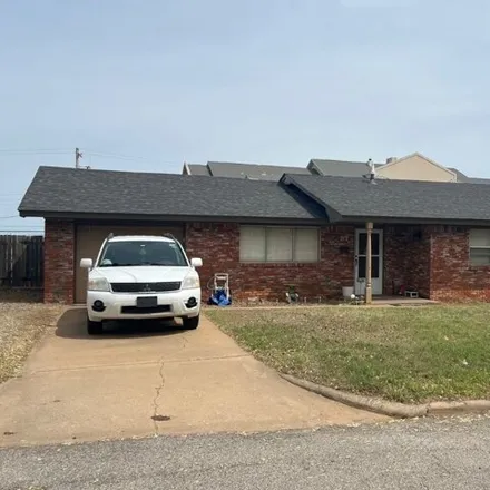 Buy this 3 bed house on 214 Texas Street in Weatherford, OK 73096