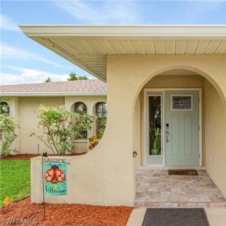 Image 4 - 1433 Southeast 19th Street, Cape Coral, FL 33990, USA - House for sale