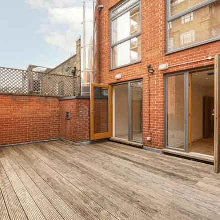 Image 2 - The Chalk House, 74 Chalk Farm Road, Primrose Hill, London, NW1 8AP, United Kingdom - Apartment for sale