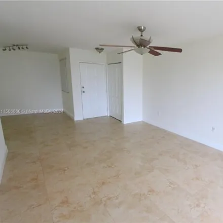 Image 3 - Northwest 39th Street, Lauderdale Lakes, FL 33309, USA - Condo for rent