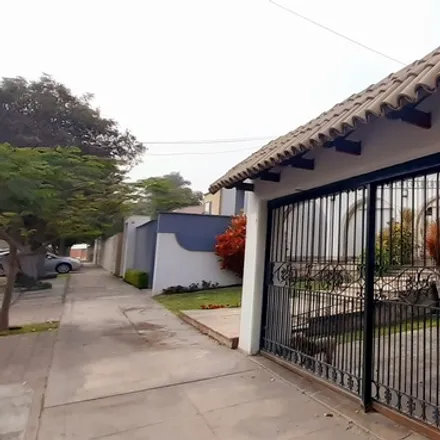 Image 3 - Jirón Las Begonias, La Molina, Lima Metropolitan Area 15024, Peru - House for sale
